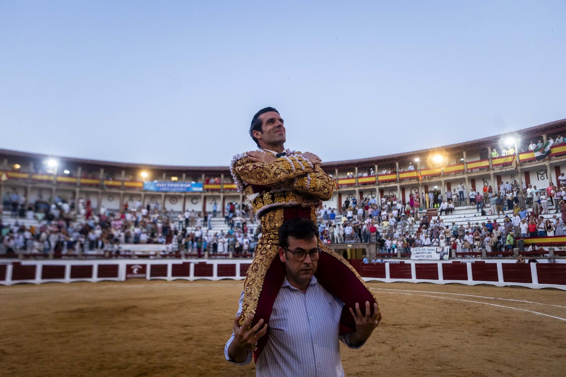 Fotos | Así ha sido el festejo de Morante y Roca Rey en la Feria de San Fernando de Cáceres