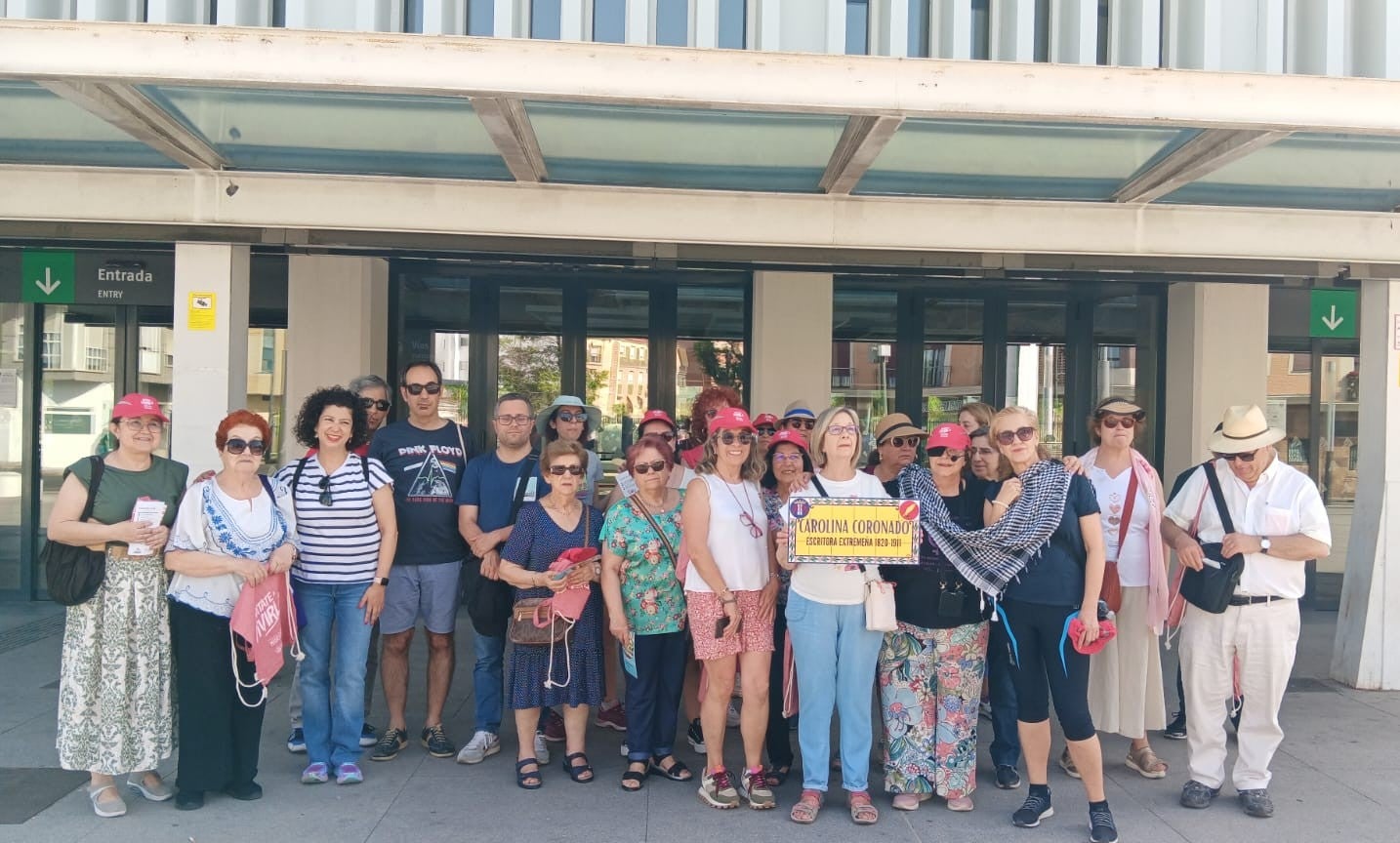 Fotos | Así mantiene vivo Badajoz el legado de Carolina Coronado