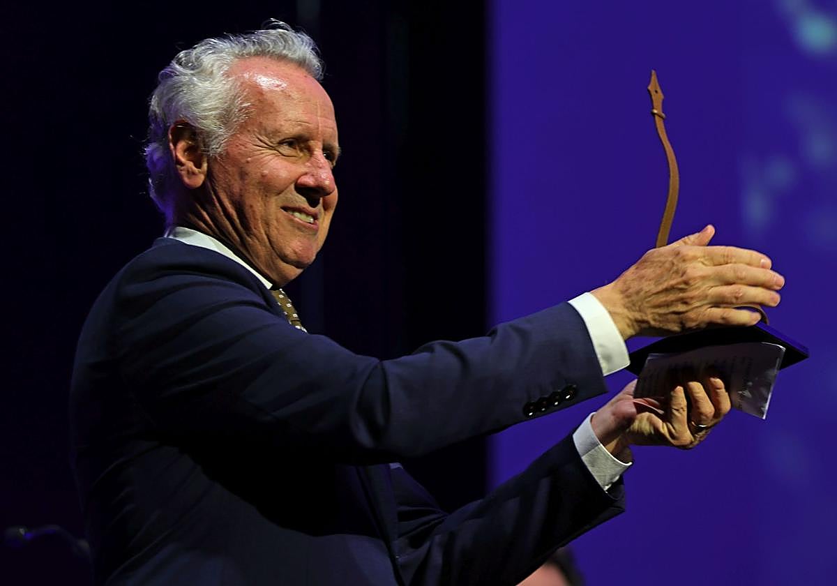 Lorenzo Milá: «Con este premio me siento mucho más periodista»