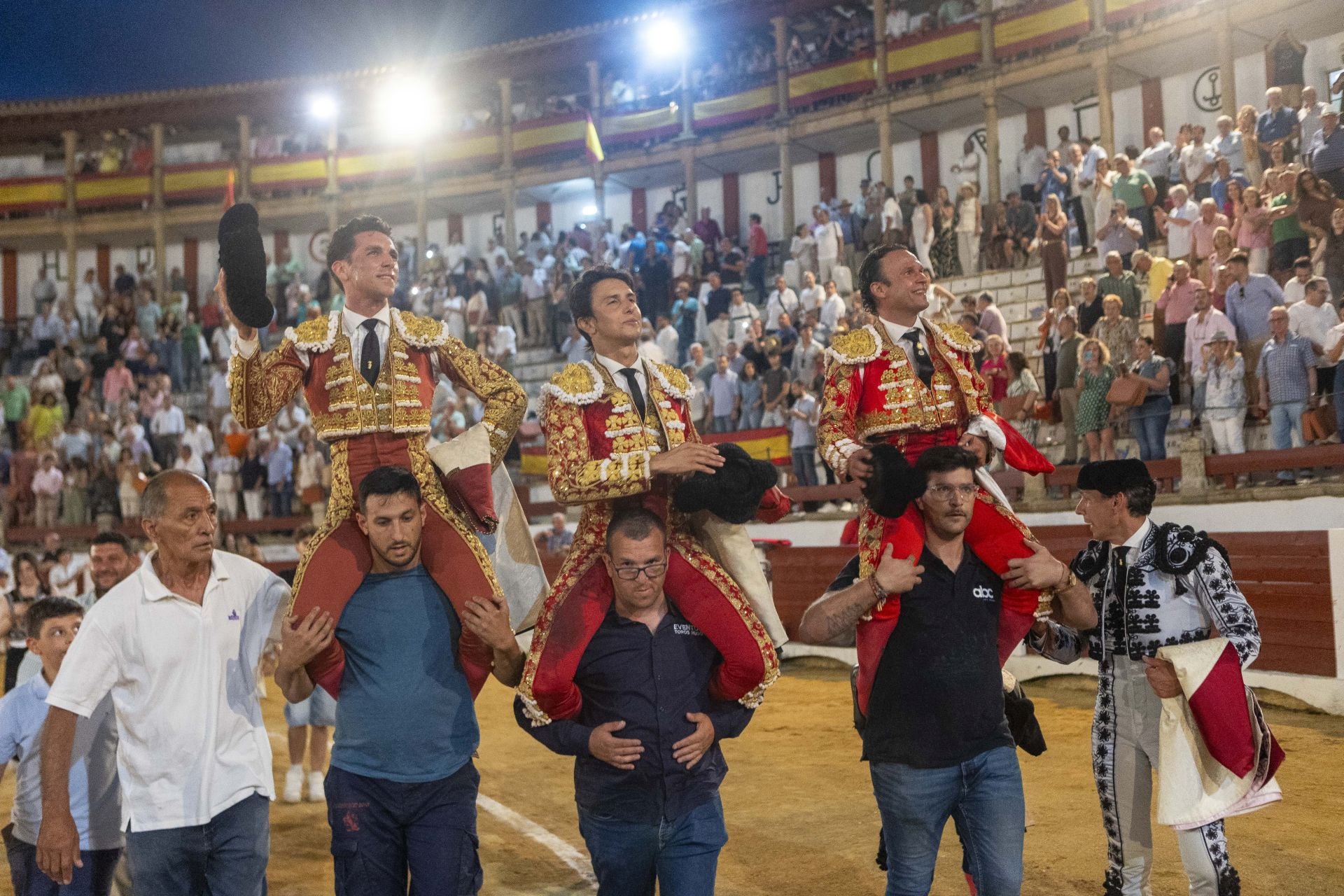 Fotos | Así ha sido el cierre de la Feria Taurina de Cácers con Ferrera, Roca y Marín