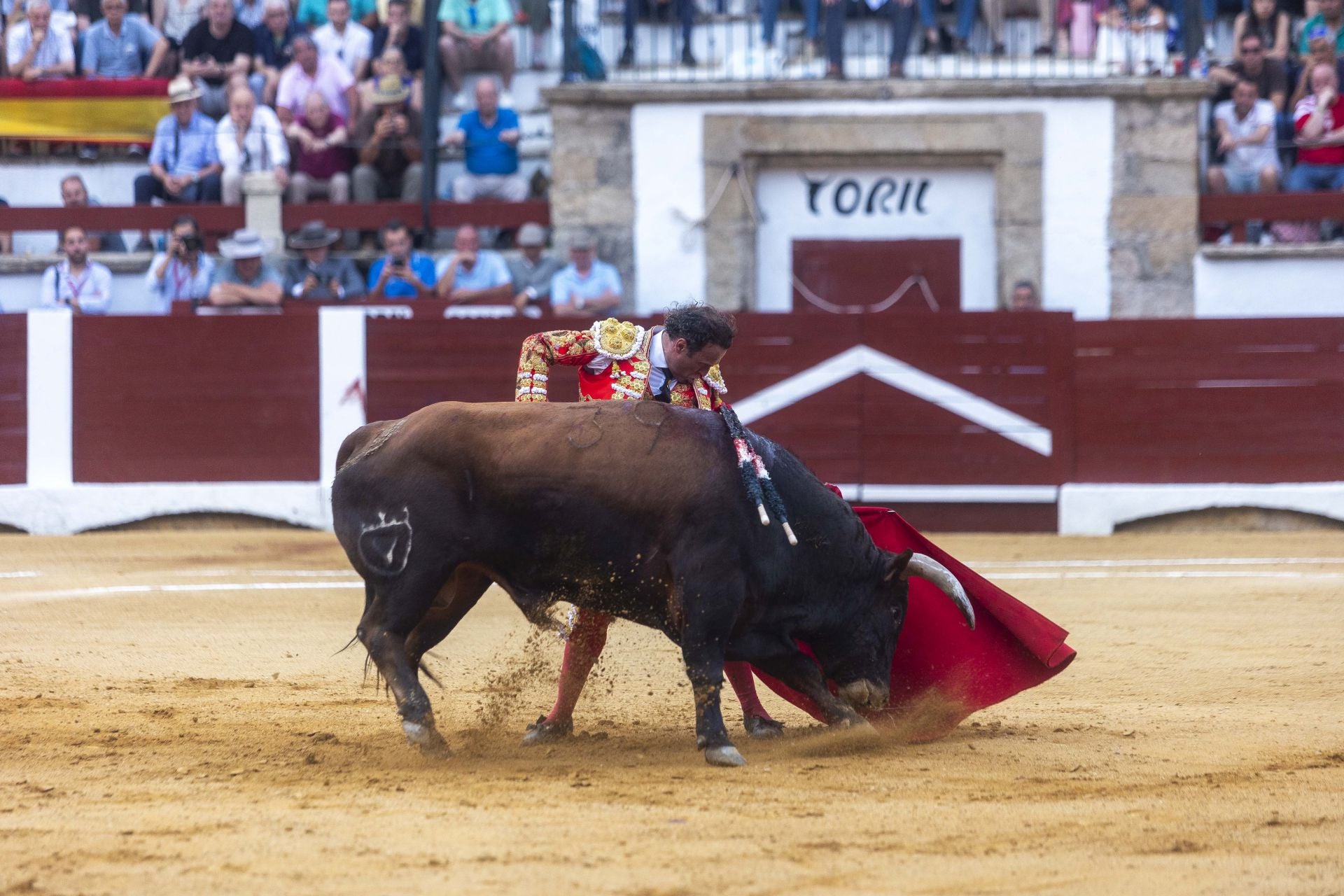 Fotos | Así ha sido el cierre de la Feria Taurina de Cácers con Ferrera, Roca y Marín