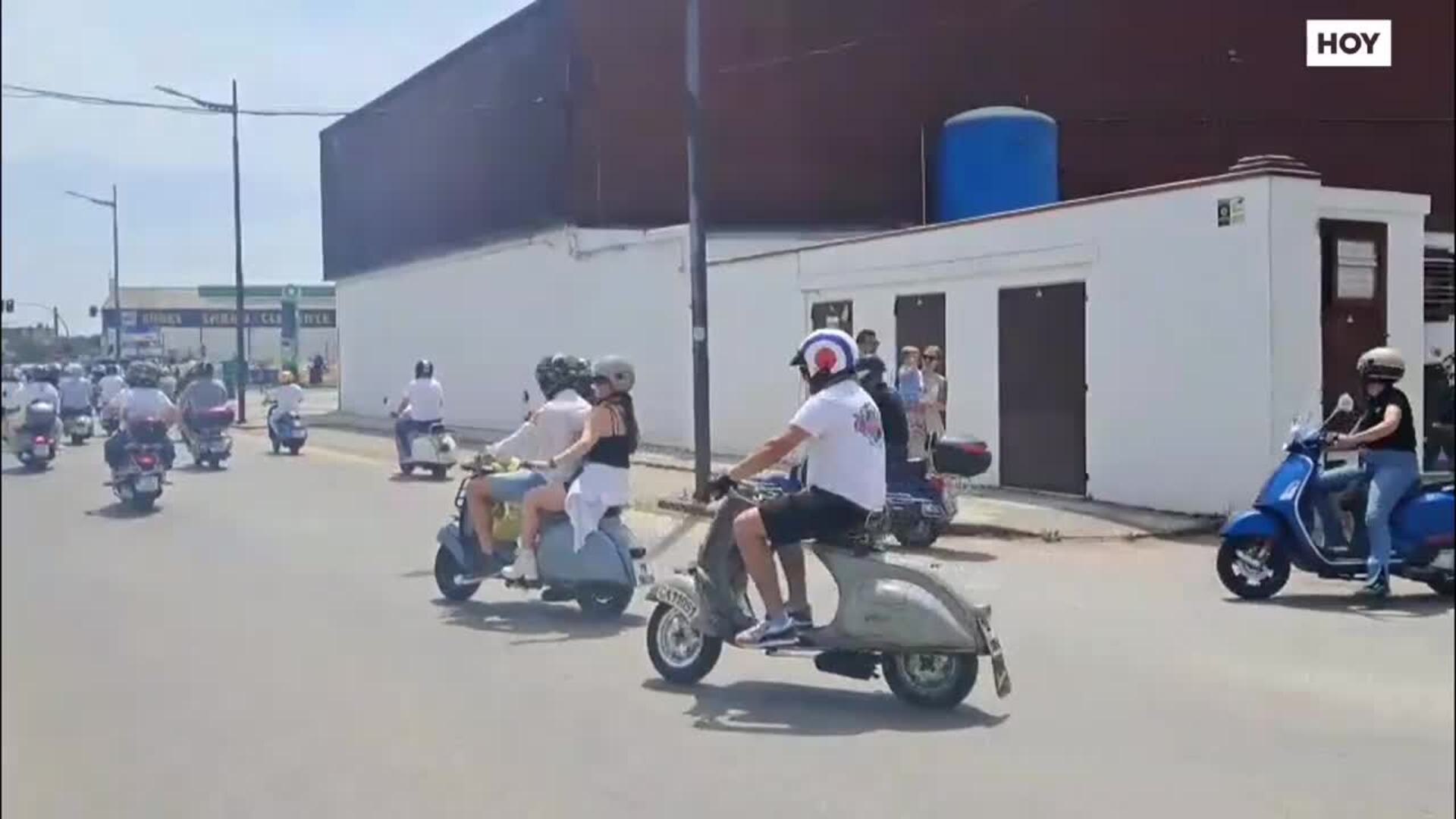 Los amantes de la Vespa se concentran este fin de semana en Extremadura