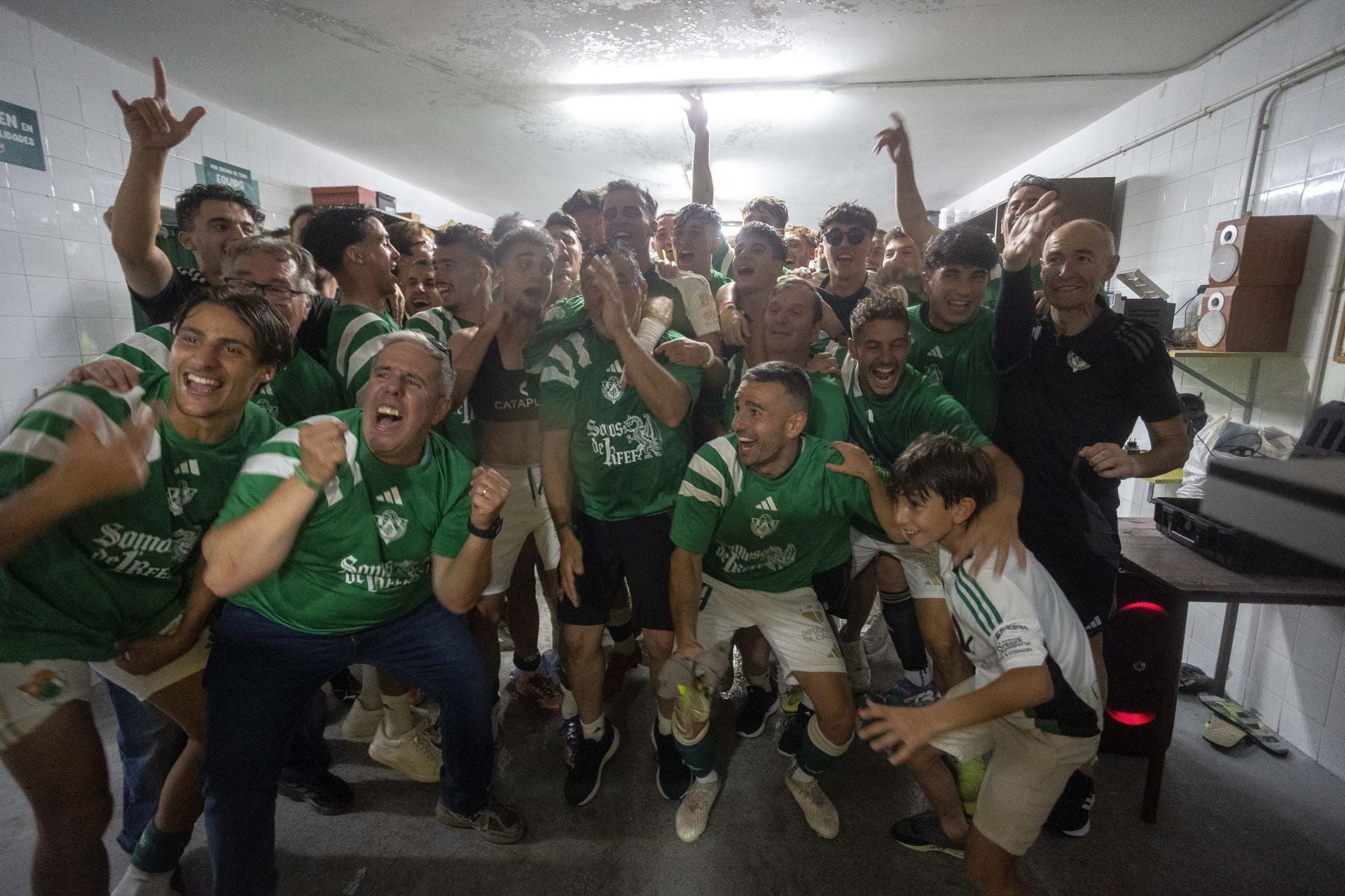 Fotos | El Cacereño estalla en júbilo con su ascenso a Primera RFEF