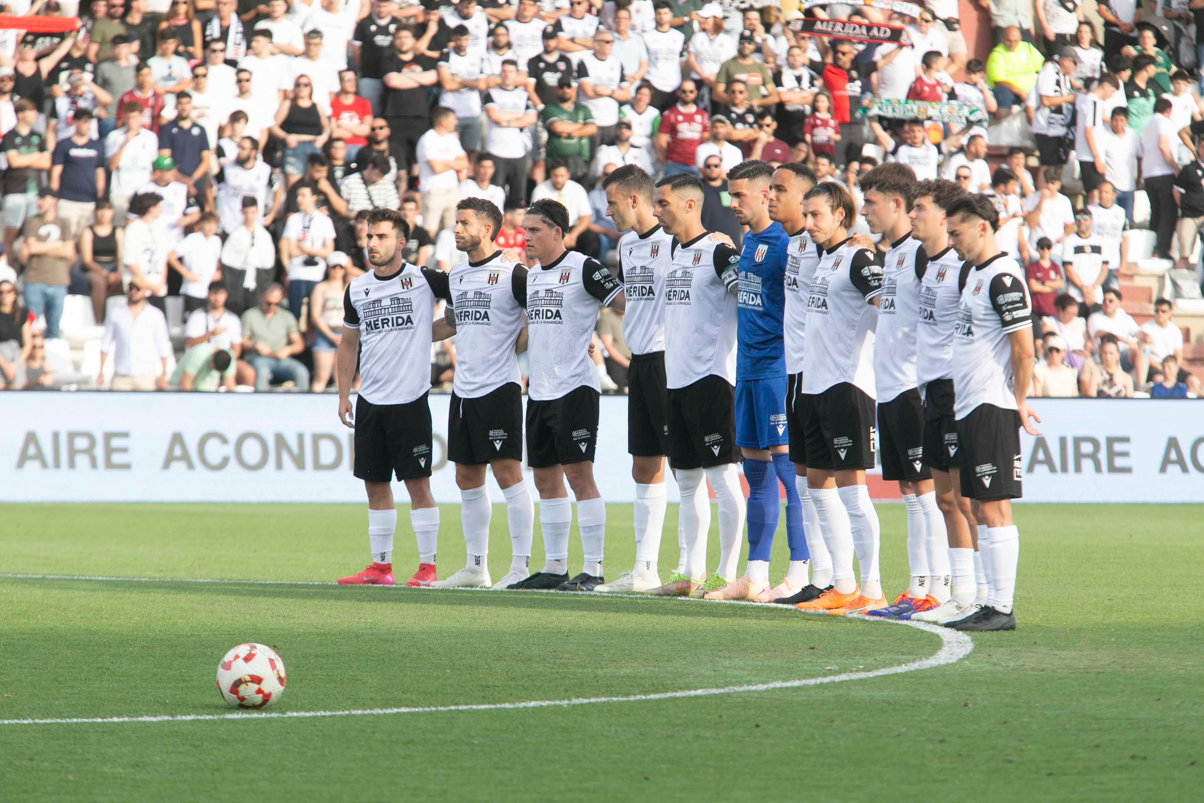 Fotos | Así ha sido el tropiezo del Mérida en casa ante el Sanse