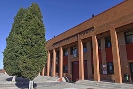 Imagen de la fachada de la cárcel de Badajoz.