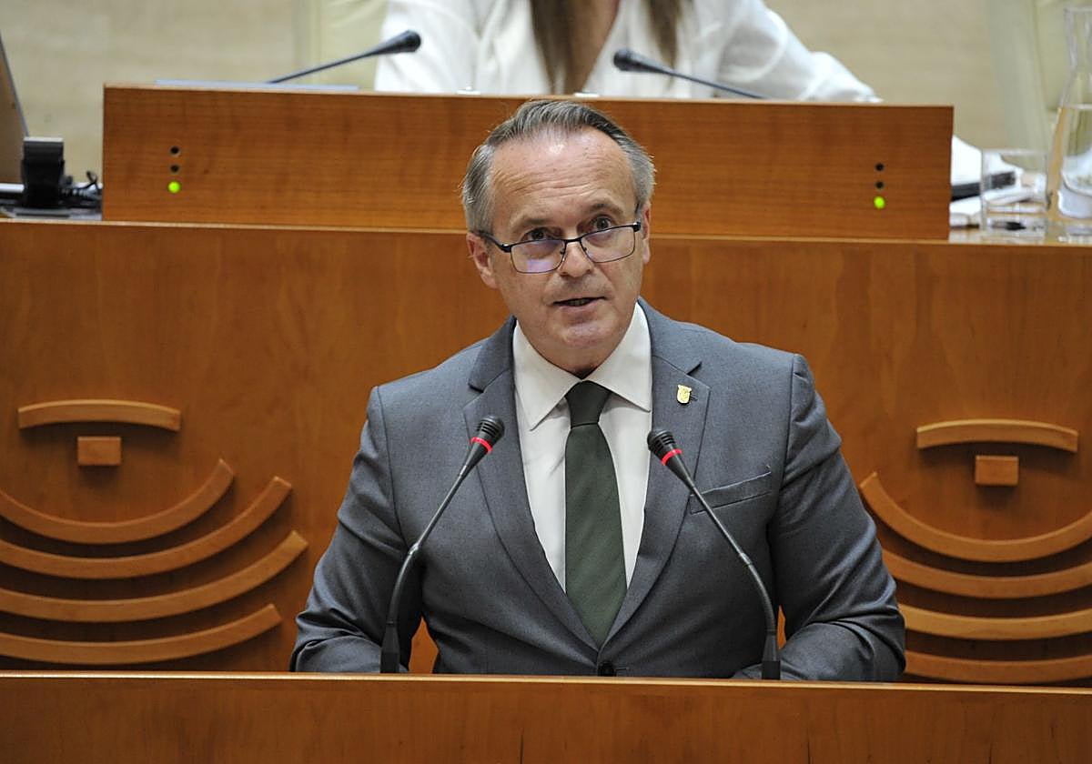 El consejero de Infraestructuras, Transporte y Vivienda de la Junta de Extremadura, Manuel Martín Castizo.