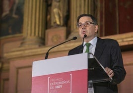 José Orantos, director de HOY, durante su discurso en la gala Extremeños de HOY en Plasencia.