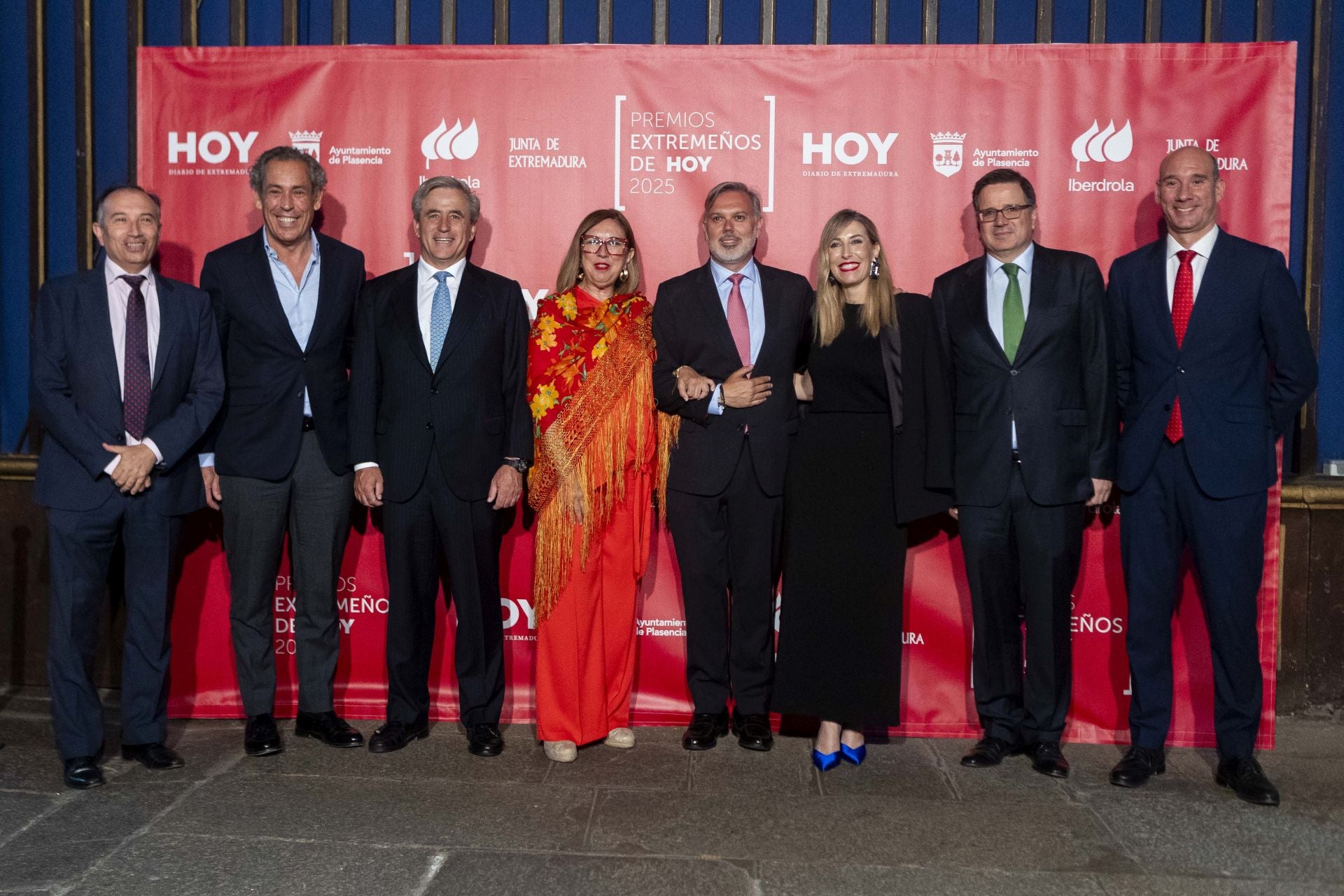 Laureano León, Manuel Mirat, Ignacio Higuero, Mercedes Morán, Fernando Pizarro, María Guardiola, José Orantos y José Ángel Sánchez Juliá. 