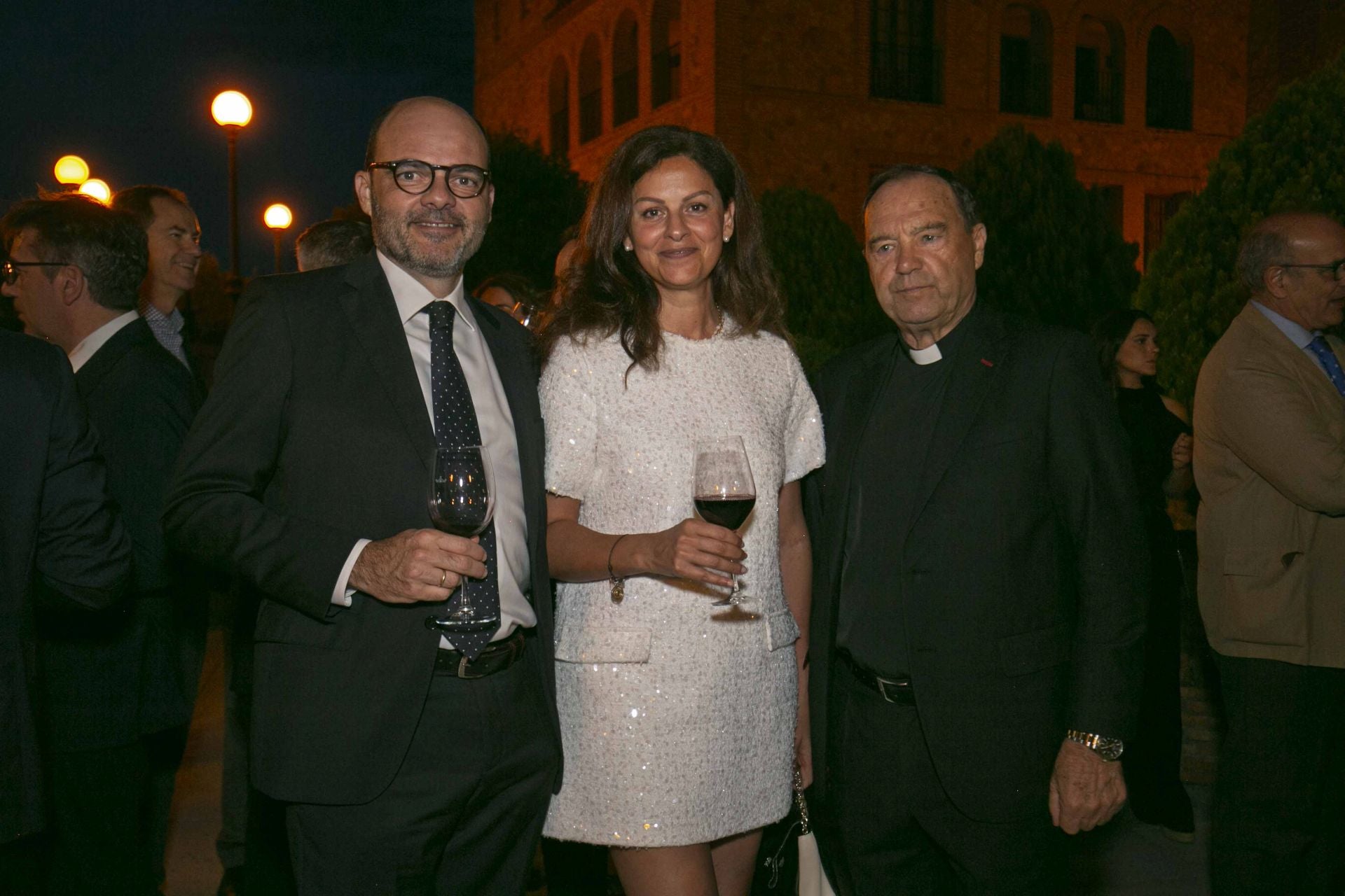 Justiniano Cortés, María Mendigutía y Antonio Luis Galán. 
