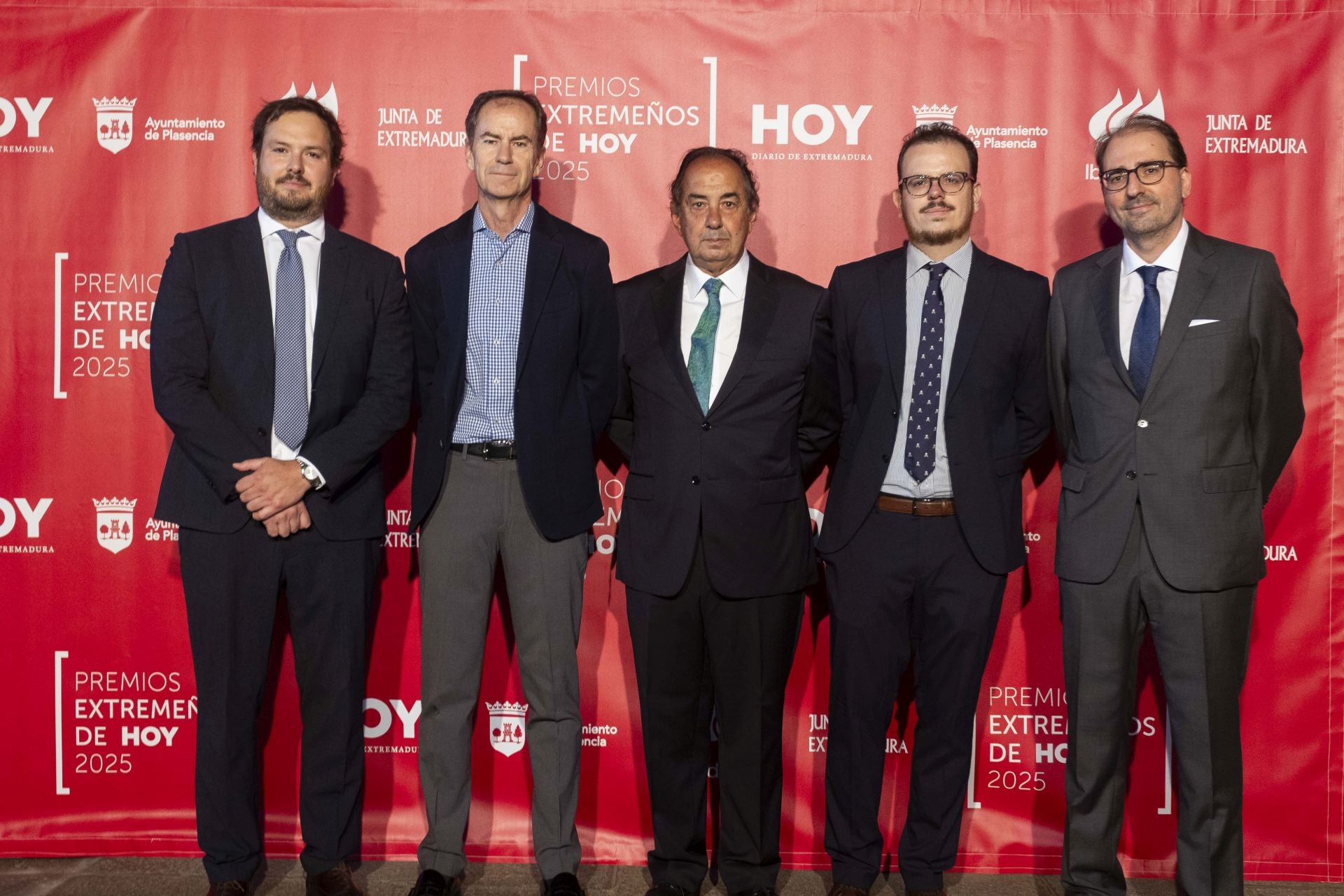 Javier Oliva, José Ramón Oliva, Cecilio Oliva, Carlos Oliva y Claudio Mateos. 
