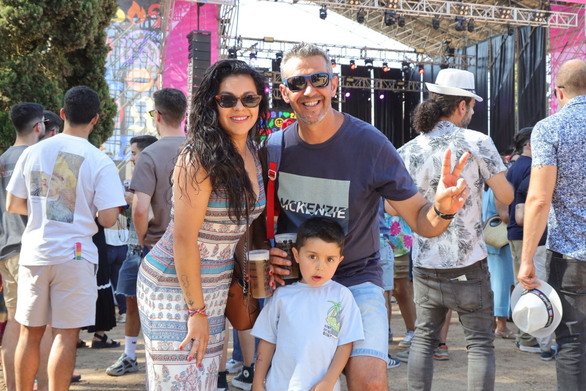 Las mejores imágenes de la fiesta de Los Palomos en Badajoz