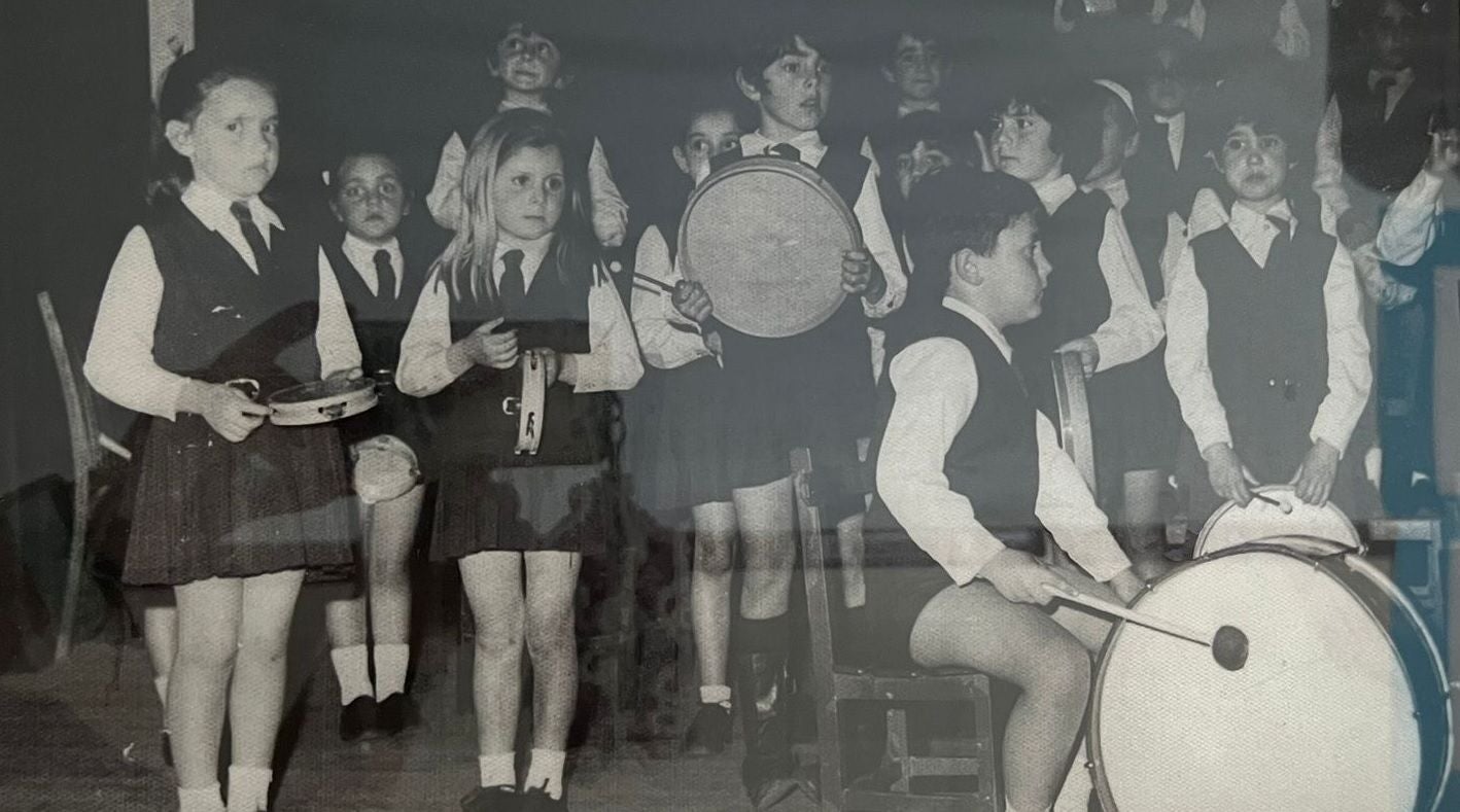 Reencuentro e imágenes históricas de colegio las Carmelitas de Cáceres