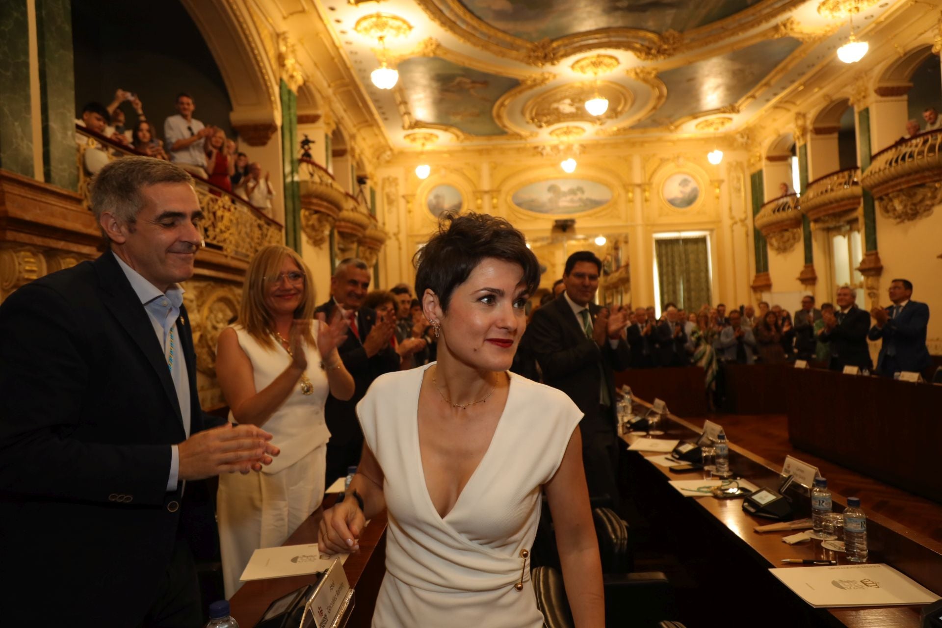 Toma de posesión de Raquel del Puerto como presidenta de la Diputación de Badajoz, en imágenes