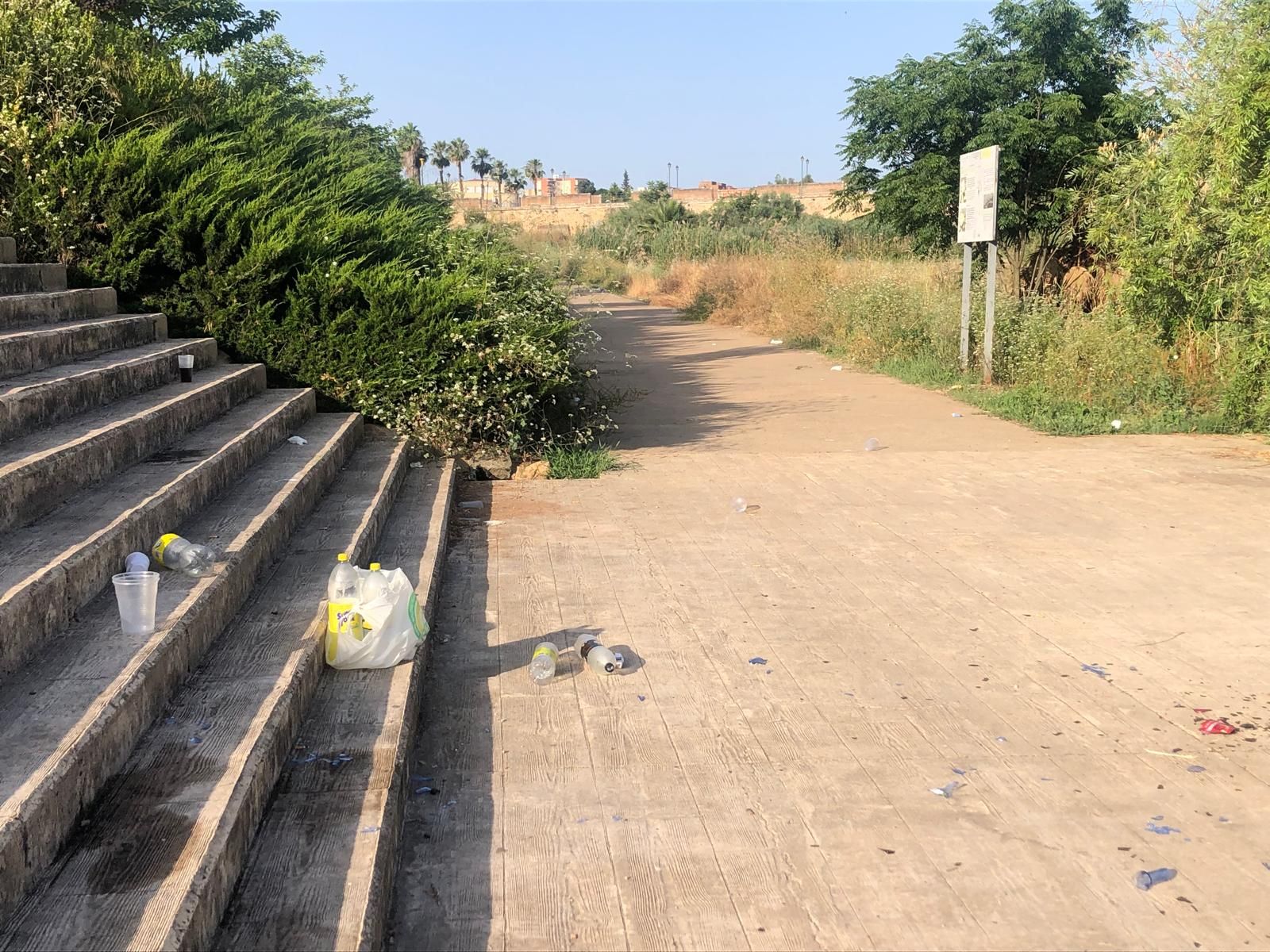 Así amanece el entorno del río Guadiana tras el revuelo de Los Palomos