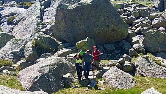 Rescatan a un senderista herido durante una ruta en la zona del Calvitero, en Tornavacas