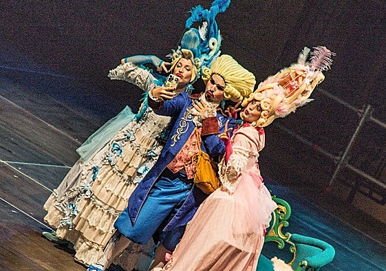 Escena de 'Las preciosas ridículas' en el Festival de Teatro Clásico de Cáceres.