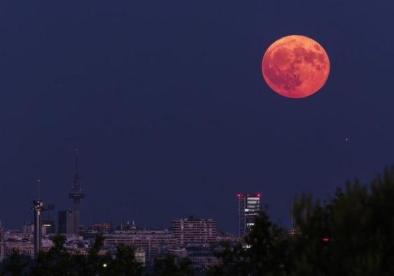 Vista de la superluna.