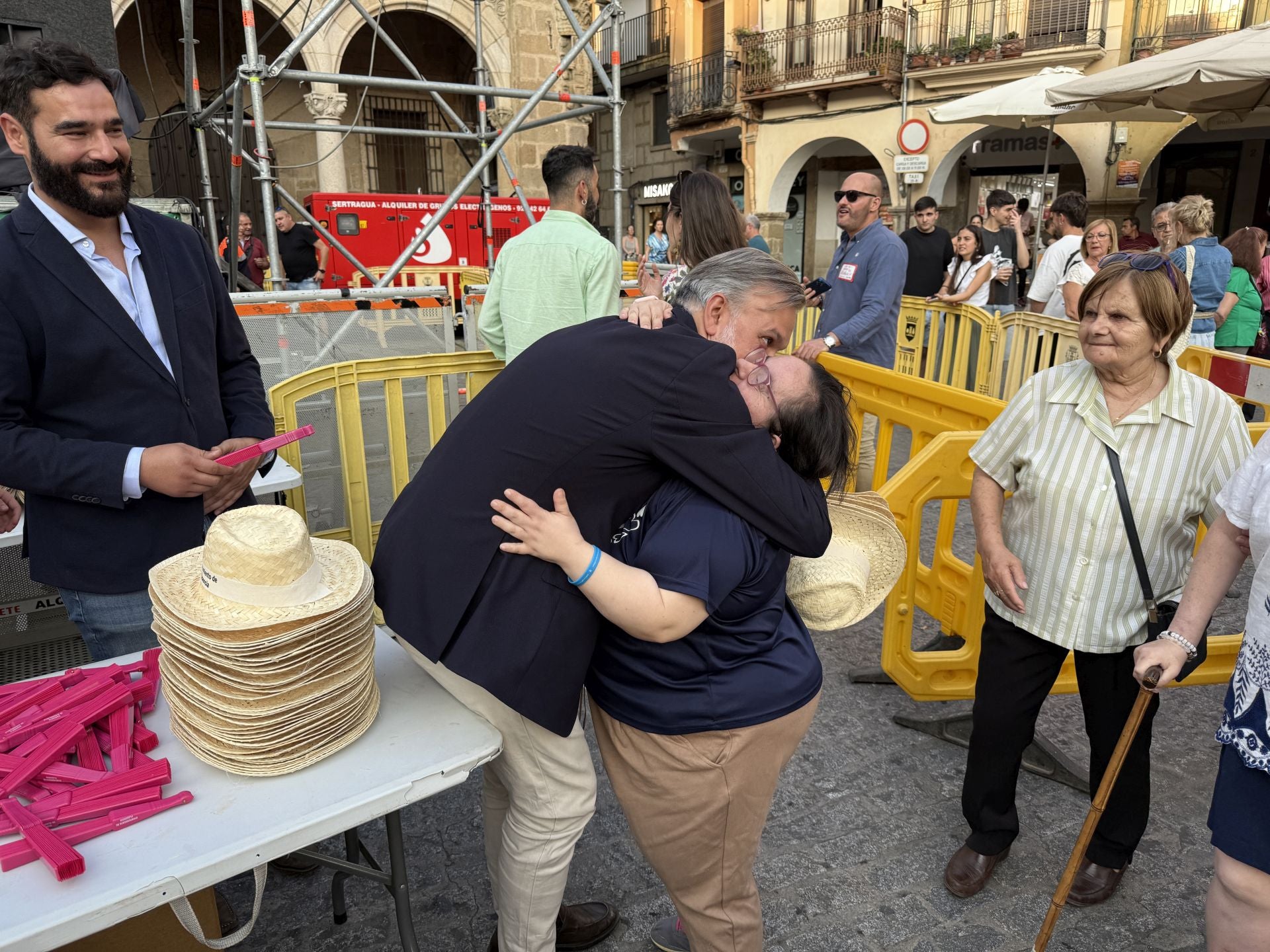 Fotos | Las mejores imágenes del primer día de la Feria de Plasencia