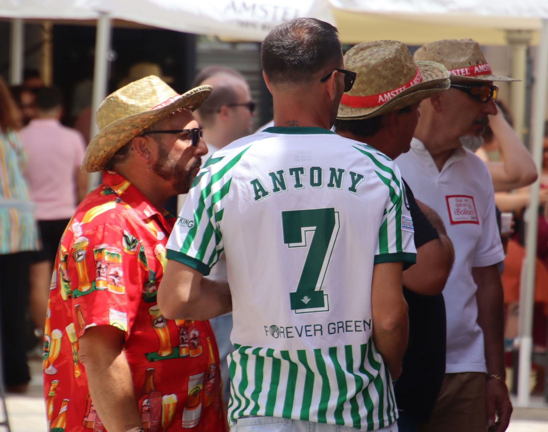 Jueves de cañas y charanga en las Ferias de Plasencia