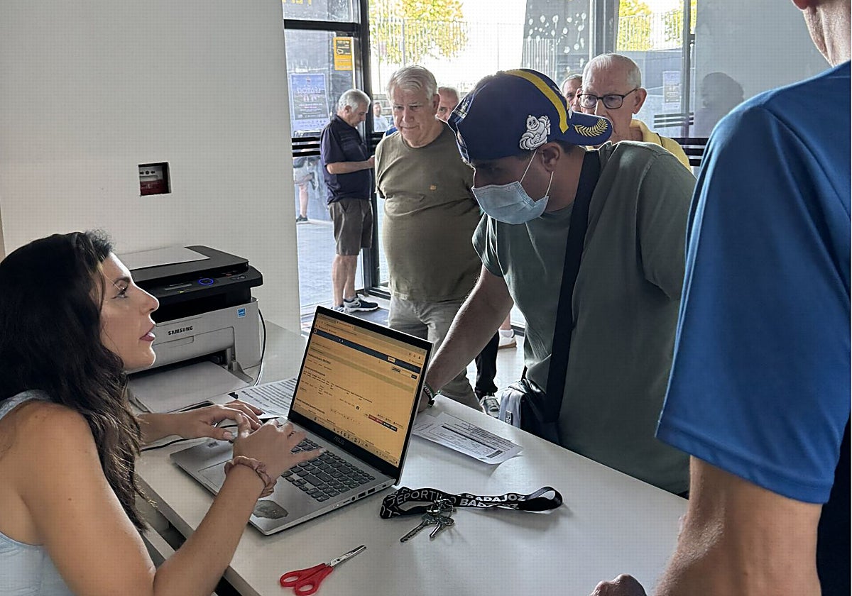 Renovación de abonos en el Nuevo Vivero.