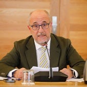 Tirso Leal en el transcurso de un pleno del Ayuntamiento de Cáceres.