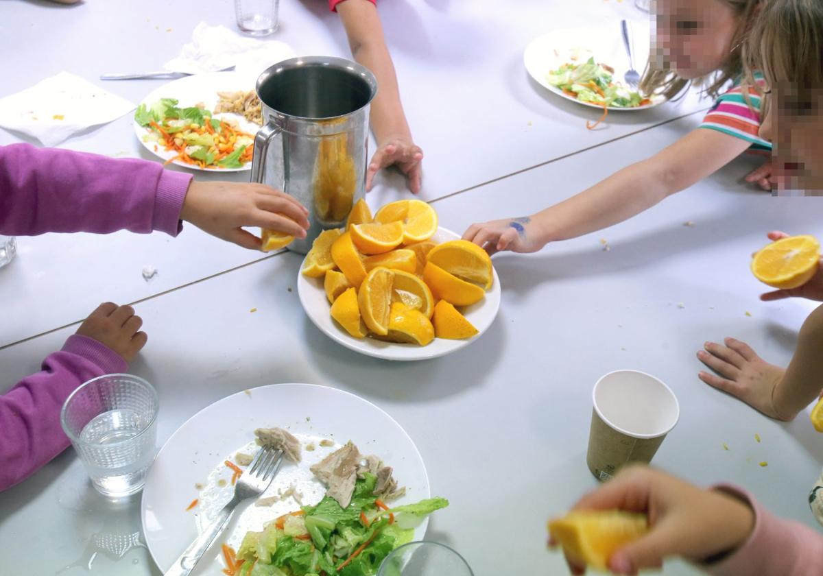 Imagen de archivo de un comedor escolar