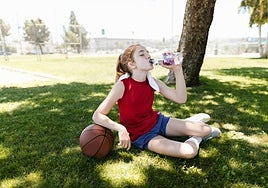 Golpe de calor en niños: 6 consejos clave durante la ola de calor