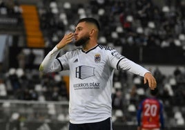 Bermúdez celebra uno de sus goles con el Badajoz esta pasada temporada.