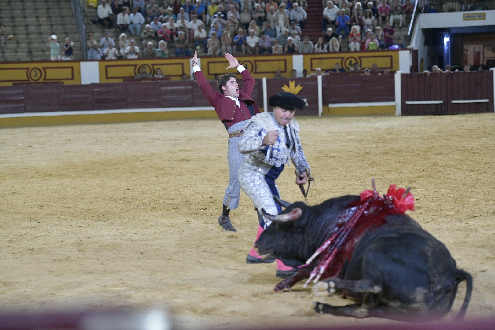 Fotos | Las mejores imágenes de la primera corrida de toros de la feria de San Juan de Badajoz 2025