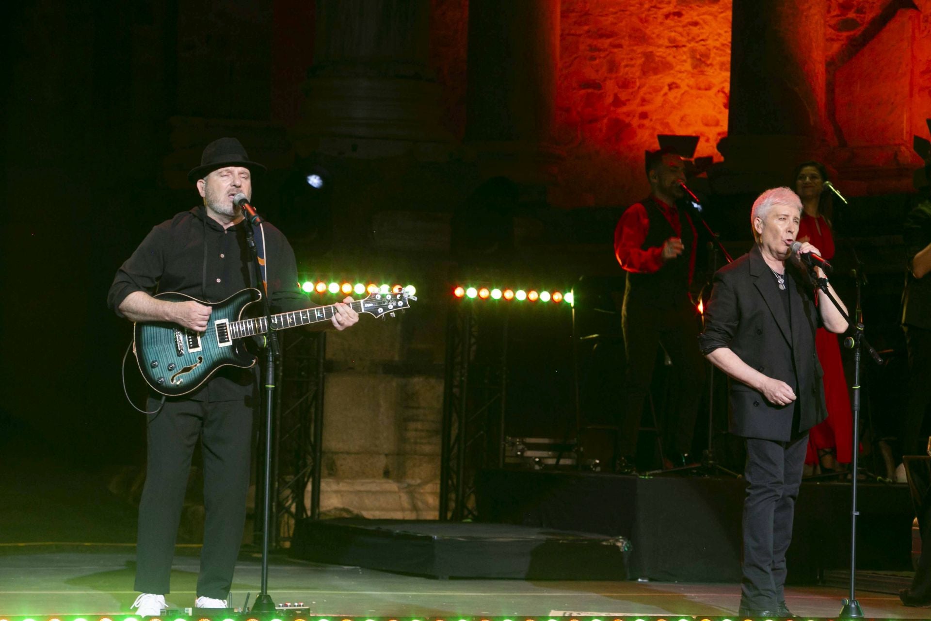 Así fue el concierto de los Pecos en el Teatro Romano de Mérida