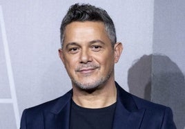 Alejandro Sanz regresa a Extremadura para celebrar la comunión de su hija