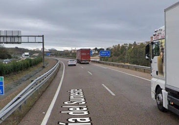Herido tras salir de la vía y volcar en la A-5 cerca de Lobón