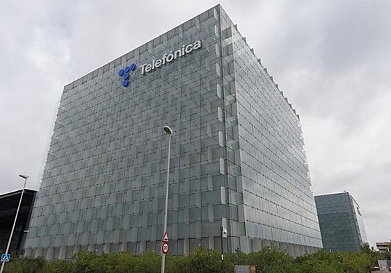 Los clientes de Telefónica en casi cincuenta municipios de Badajoz recuperan la cobertura cuatro horas después de una avería masiva