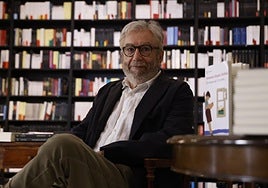 Antonio Muñoz Molina nos lleva al verano de su niñez en el que descubrió las aventuras del Quijote.