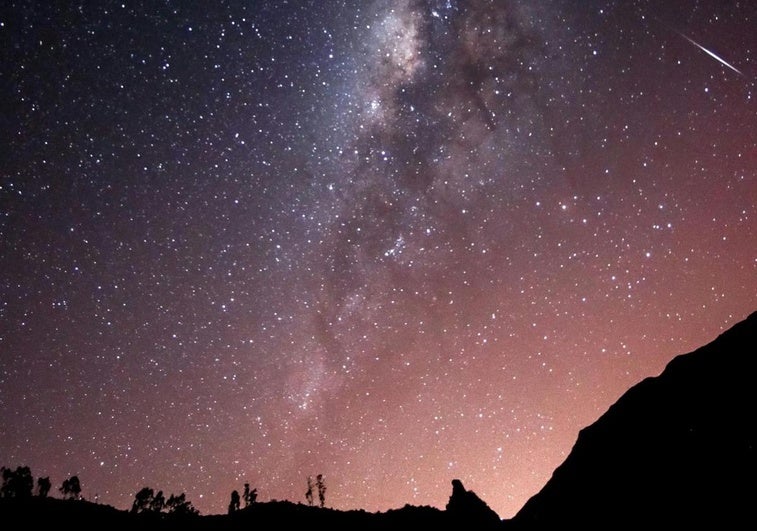 Perseidas y Delta Acuáridas: cuándo y dónde ver las lluvias de estrellas este verano