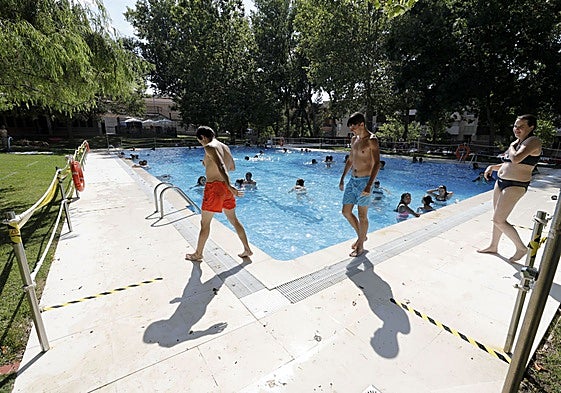 Imagen de archivo de la piscina de Pinilla.