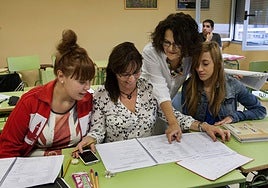 Alumnos, profesores.