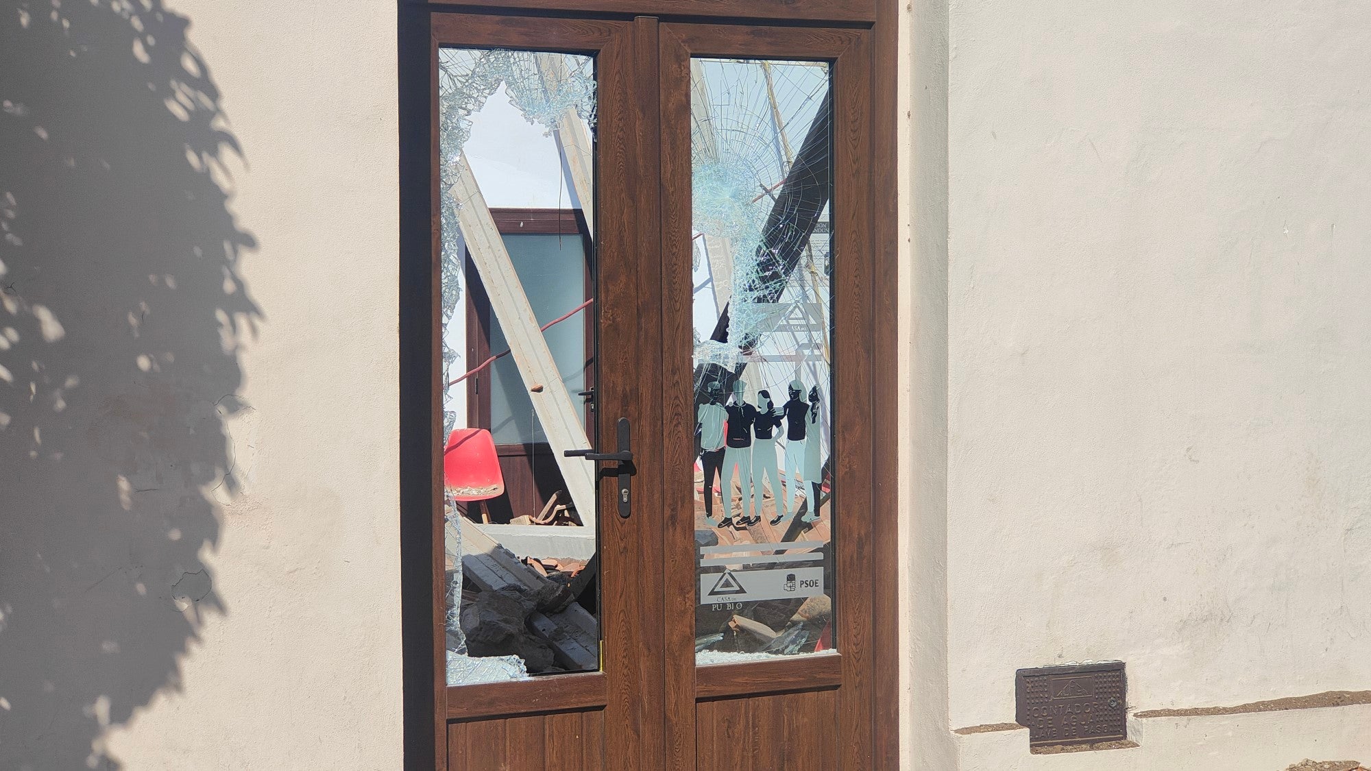 Fotos | Así está la Casa del Pueblo de Valverde de Leganés tras el derrumbe