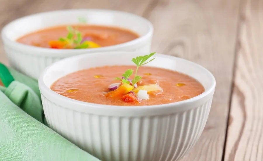 Gazpacho fresquito para el verano con productos locales