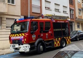 Imagen de archivo de un vehículo de los bomberos de Badajoz.