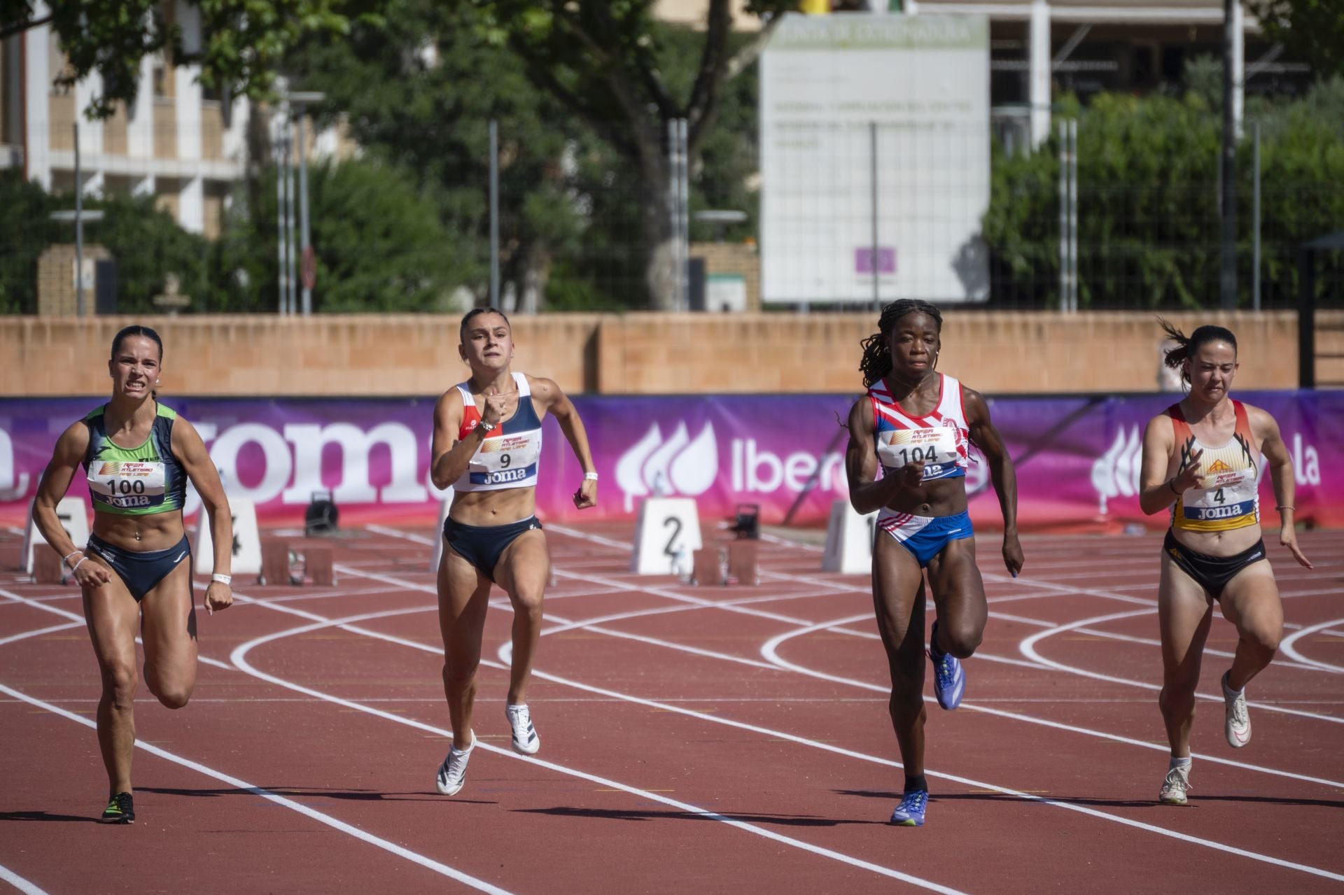 Cerca de 800 atletas se dan cita en el Campeonato de España Sub23 de Atletismo en Badajoz