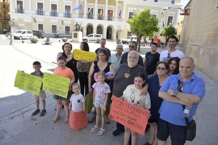 Carlos Orellana tiene un mes para desalojar su casa en el colegio Juan Vázquez