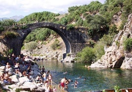 Garganta de Alardos.