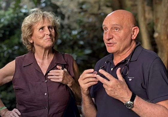 Mercedes Milá y Toño Pérez durante la grabación del programa 'Me meto en un jardín'.