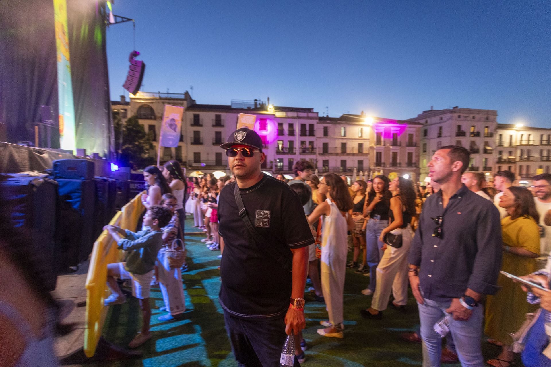 Fotos | La Plaza Mayor de Cáceres brilla con LOS40 Summer Live
