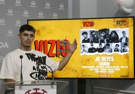 Presentación en el ayuntamiento de Mérida del cartel del Vizio Festival.