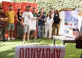 Presentación de los carteles.