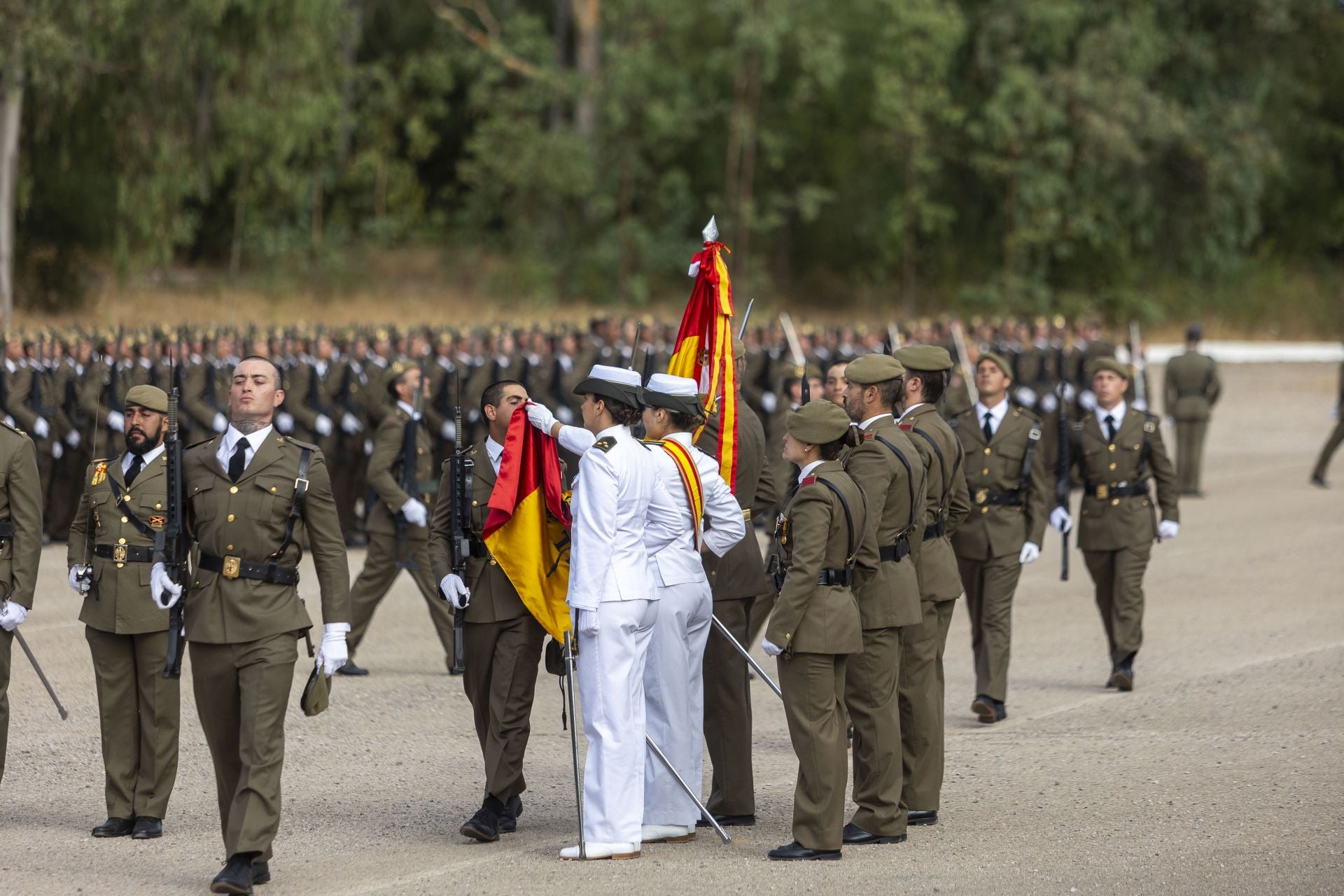 Fotos | 1.171 reclutas celebran este sábado en Cáceres su jura de bandera