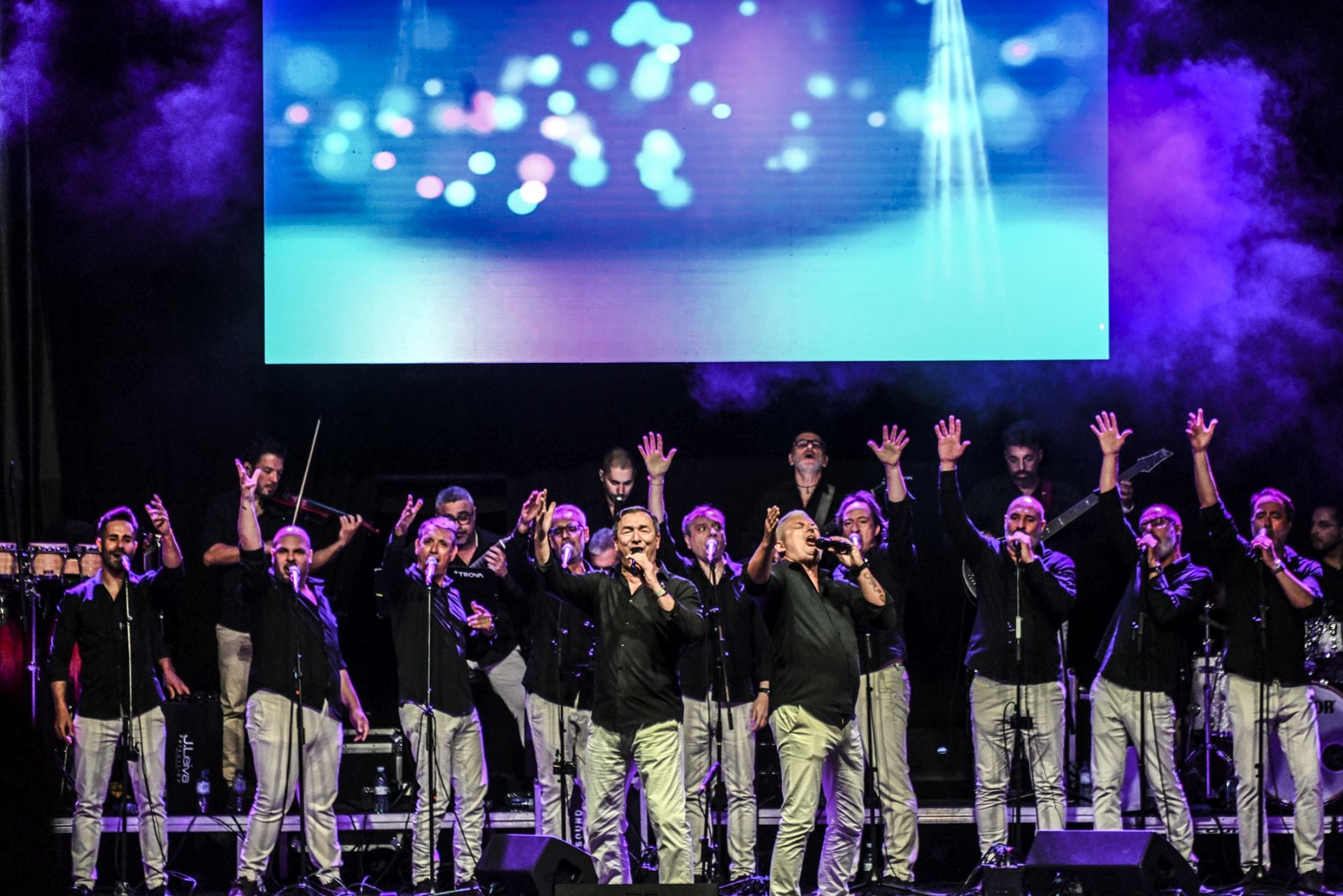 Fotos | Así fue la actuación de Furriones en el Baluba Fest