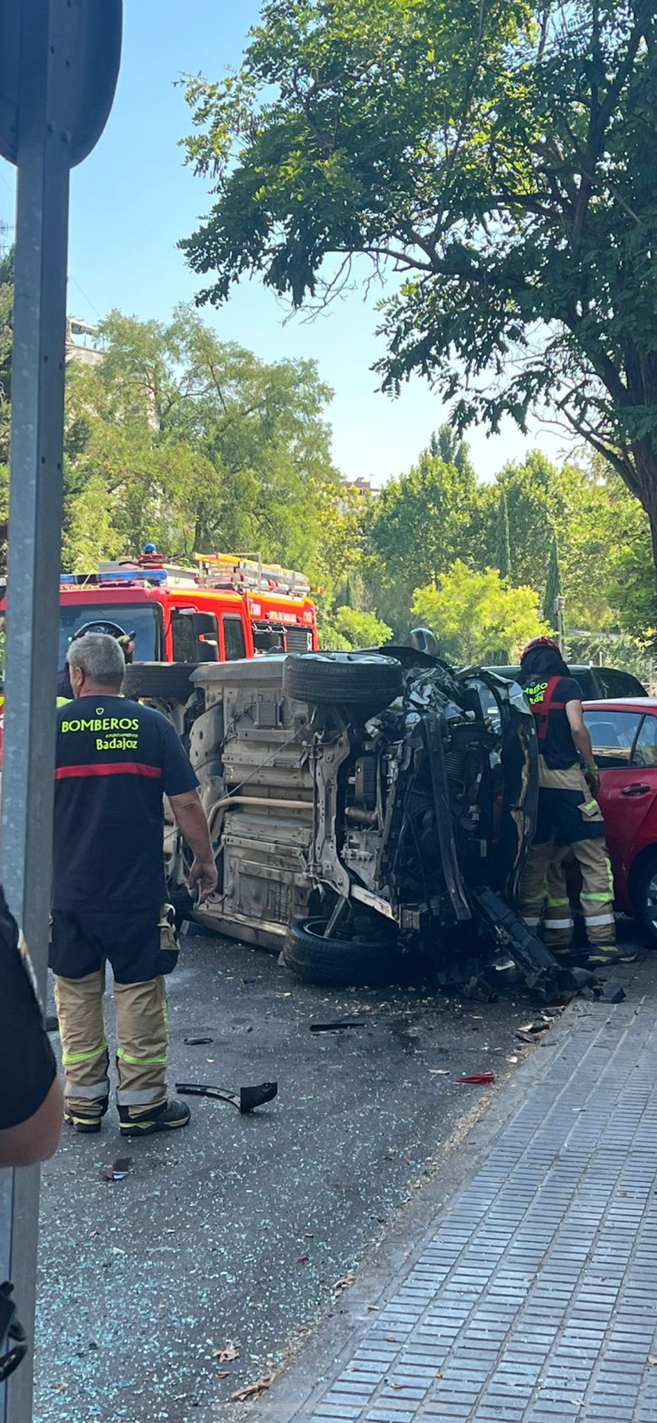 Así ha quedado el coche tras el accidente en Suerte de Saavedra